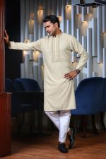 Luxury Pakistani Panjabi with Box | Jacquard Cotton & Embroidery - Image 4